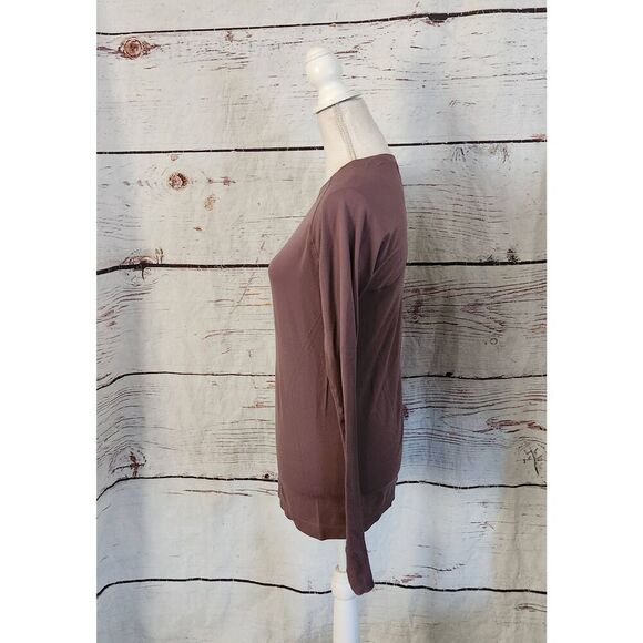 Athleta Momentum Seamless Long Sleeve Top Size Medium - Picture 5 of 6